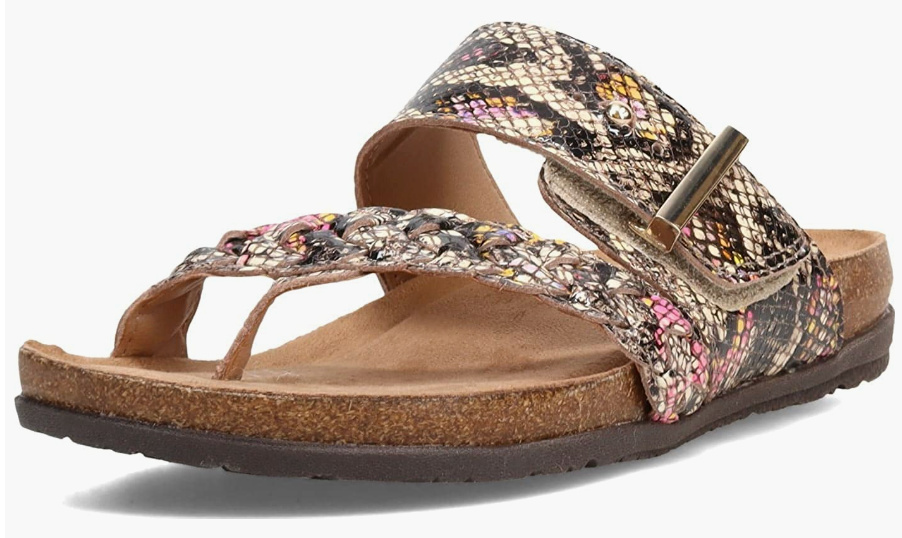 19 Best Sandals for Wide Feet Worth Packing This Summer